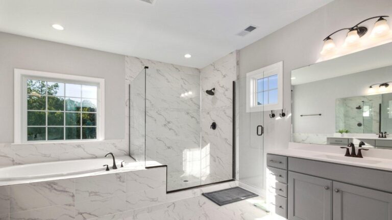 Douche encastrable : les clés pour allier design, confort et durabilité dans votre salle de bain